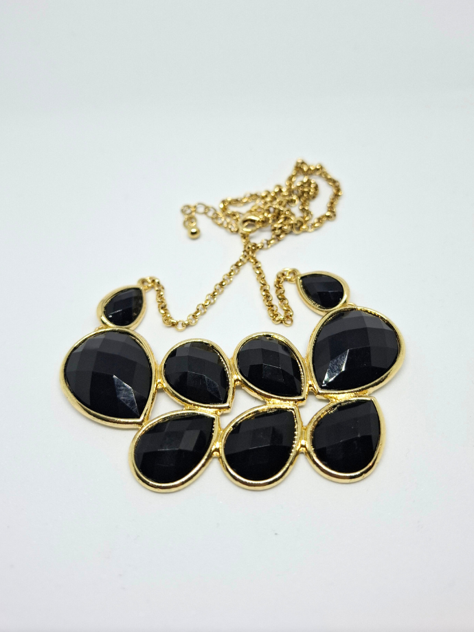 Kaklo papuošalas „Juodi lašeliai“