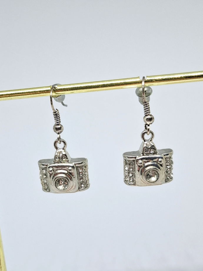 Auskarai „Fotoaparatas“