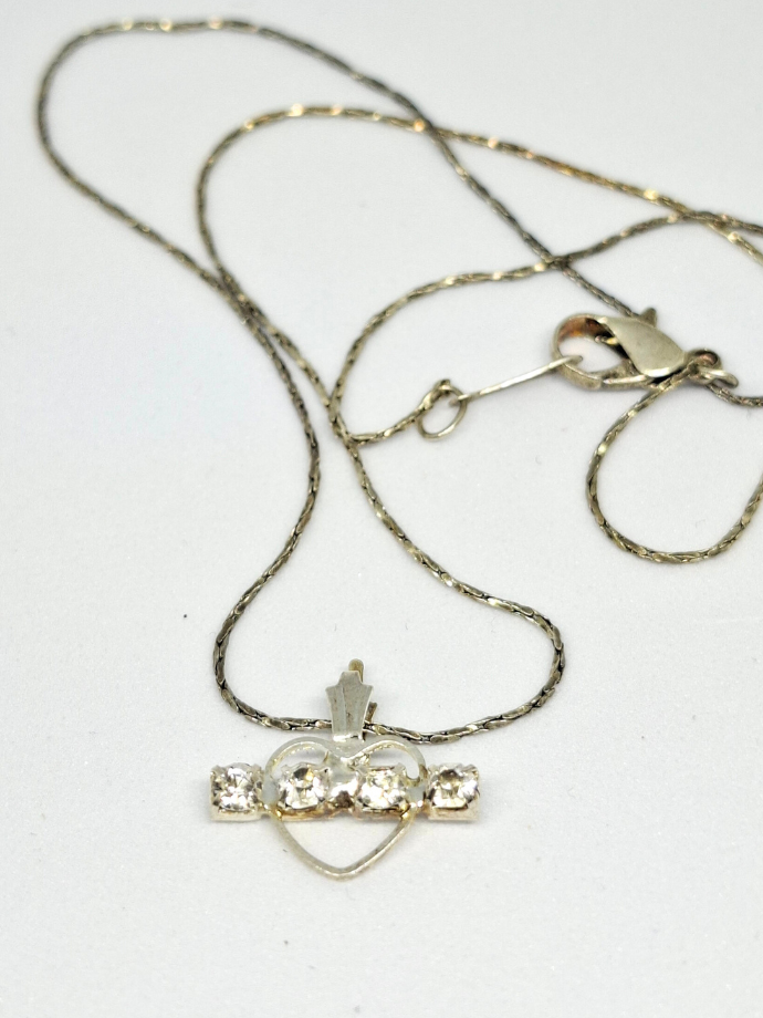 Kaklo papuošalas „Širdelė“